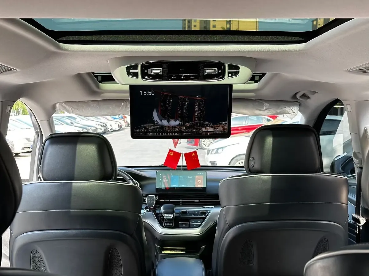 2021 Roewe iMAX8 2.0T 234HP L4 8AT,autocango,china used car exporter,china ev exporter,chinese used car exporter,chinese used ev exporter