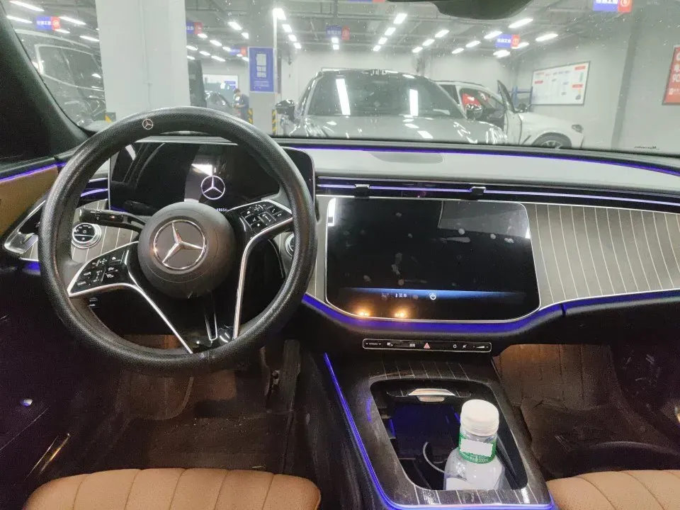 2024 Mercedes-Benz E Class 2.0T 258HP L4 9AT,autocango,china used car exporter,china ev exporter,chinese used car exporter,chinese used ev exporter