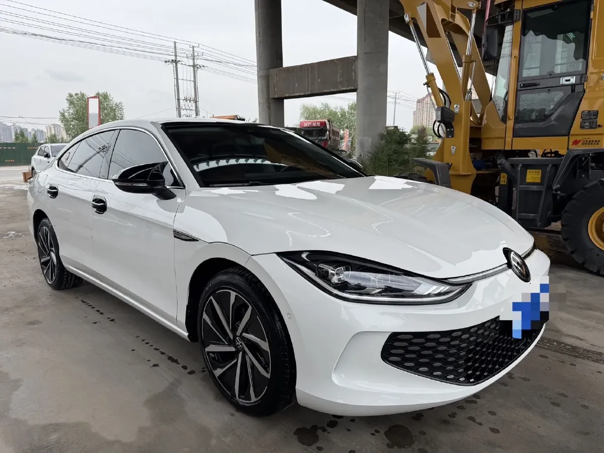 2022 Skoda Superb 2.0T 186HP L4 7DCT,autocango,china used car exporter,china ev exporter,chinese used car exporter,chinese used ev exporter