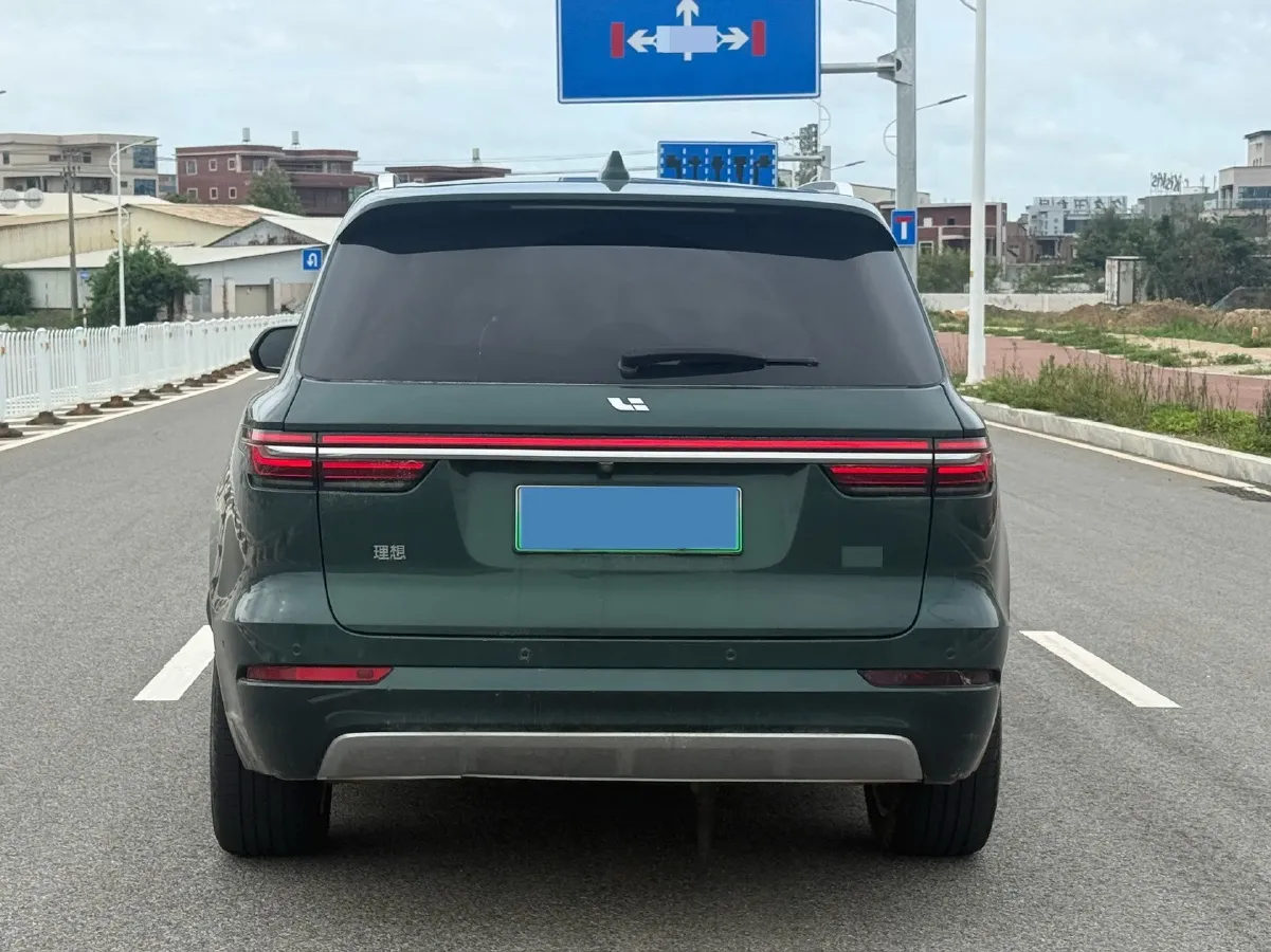 2021 Li ONE Range Extended 131HP REEV 40.5KWH,autocango,china used car exporter,china ev exporter,chinese used car exporter,chinese used ev exporter