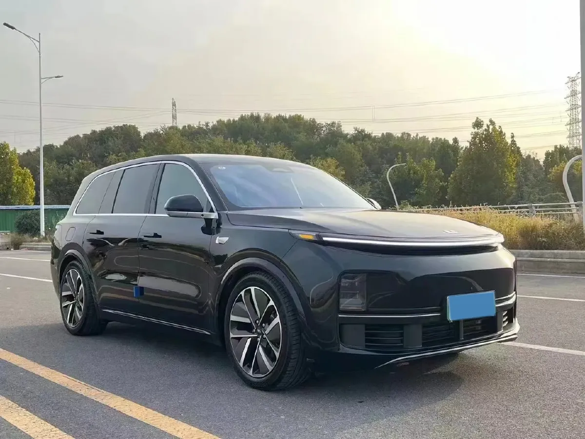 2023 Li L9 Range Extended 154HP REEV 42.6KWH,autocango,china used car exporter,china ev exporter,chinese used car exporter,chinese used ev exporter