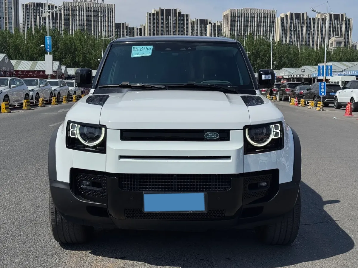 2021 Land Rover Defender 3.0T 400HP L6 8AT,autocango,china used car exporter,china ev exporter,chinese used car exporter,chinese used ev exporter