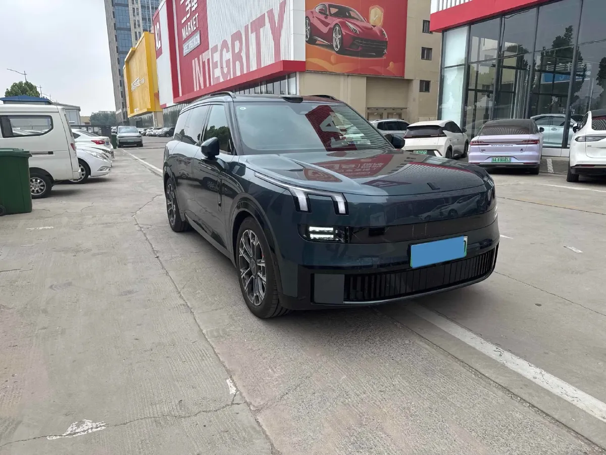 2025 LYNK&CO 900 2.0T 254HP L4 3DHT PHEV,autocango,china used car exporter,china ev exporter,chinese used car exporter,chinese used ev exporter
