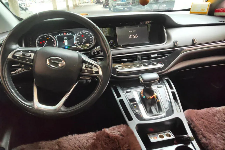 2021 GAC Trumpchi M6 1.5T 169HP L4 7DCT,autocango,china used car exporter,china ev exporter,chinese used car exporter,chinese used ev exporter
