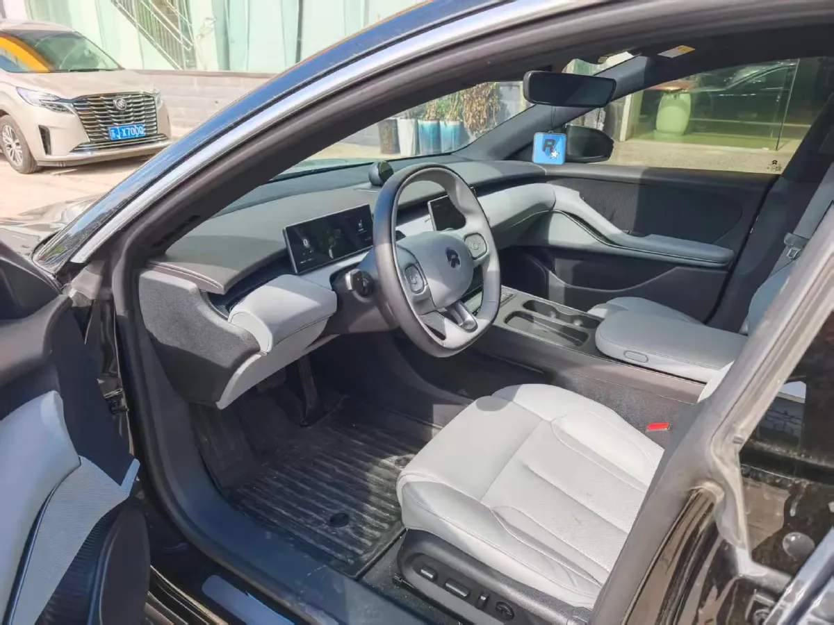 2024 NIO ET5 BEV 75KWH,autocango,china used car exporter,china ev exporter,chinese used car exporter,chinese used ev exporter