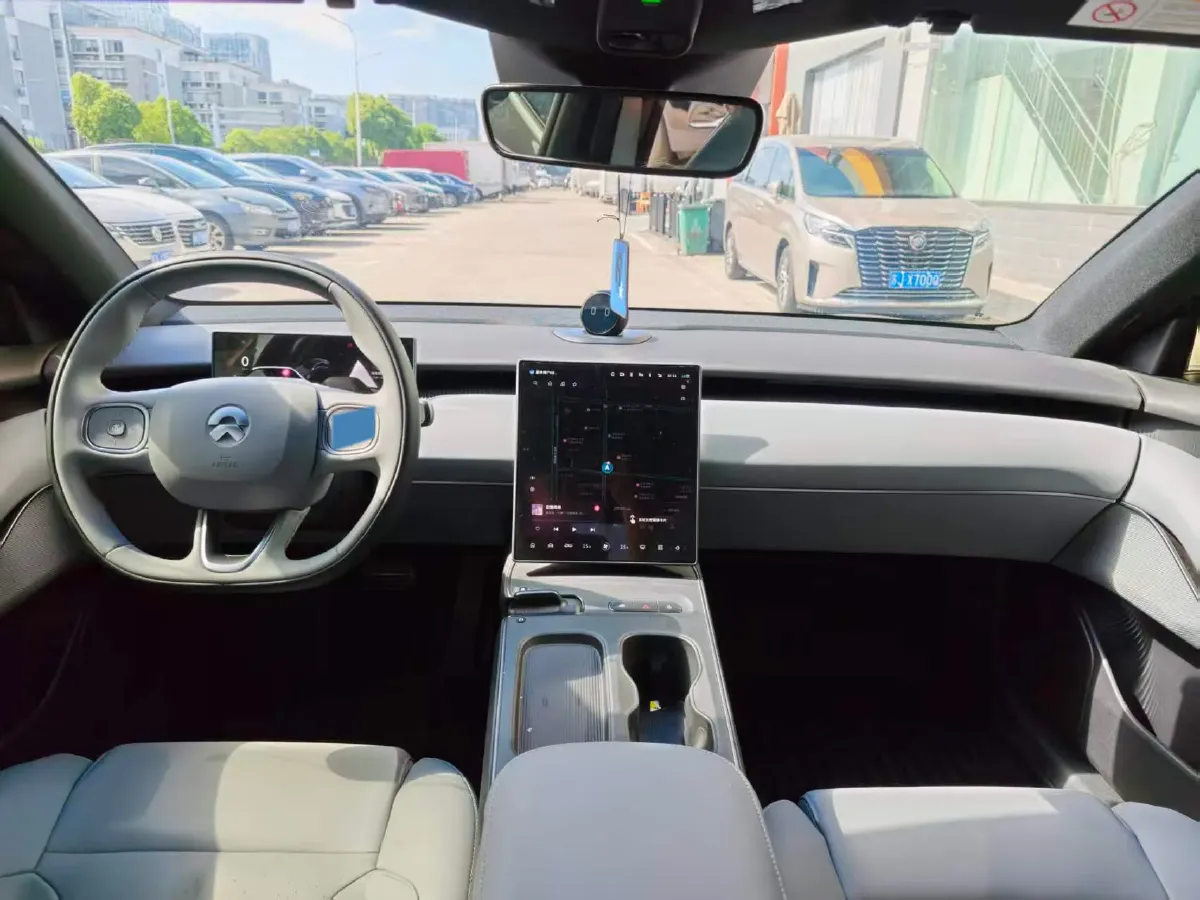 2024 NIO ET5 BEV 75KWH,autocango,china used car exporter,china ev exporter,chinese used car exporter,chinese used ev exporter