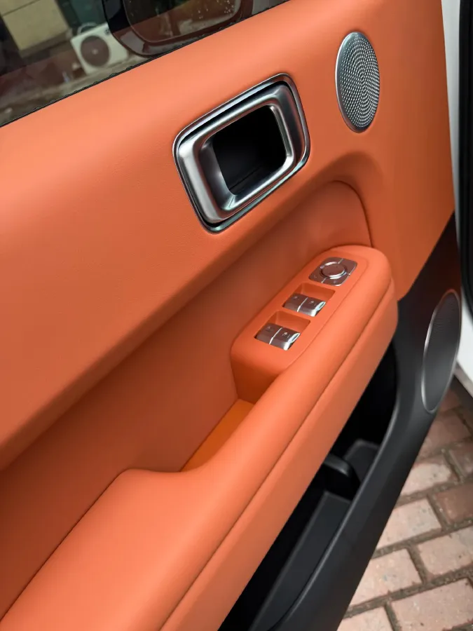 2024 Li L6 Range Extended 154HP L4 REEV 36.8KWH,autocango,china used car exporter,china ev exporter,chinese used car exporter,chinese used ev exporter