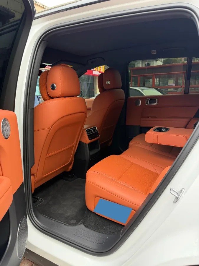 2024 Li L6 Range Extended 154HP L4 REEV 36.8KWH,autocango,china used car exporter,china ev exporter,chinese used car exporter,chinese used ev exporter
