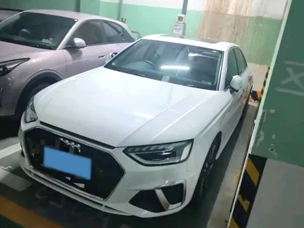 2020 Audi A4L 2.0T 190HP L4 7DCT,autocango,china used car exporter,china ev exporter,chinese used car exporter,chinese used ev exporter