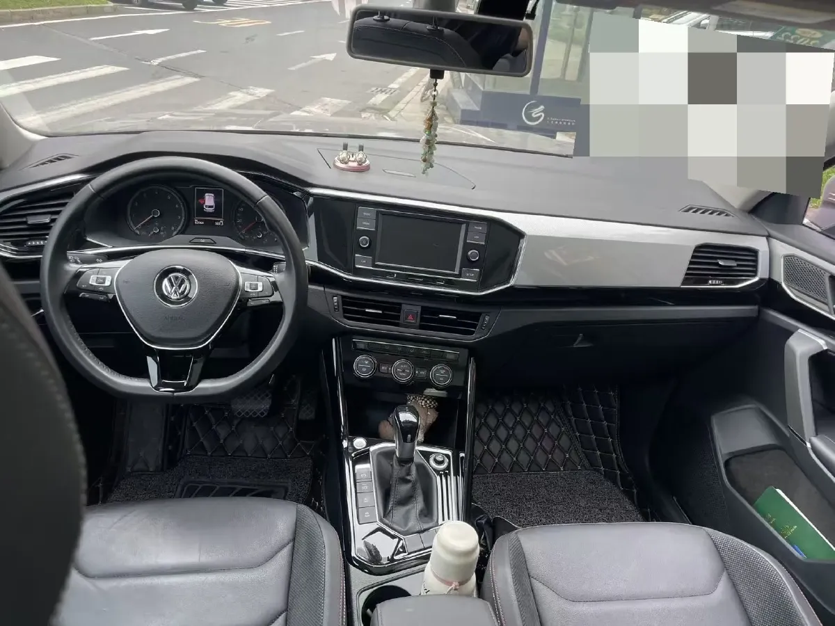 2019 Jeep Cherokee 2.0T 234HP L4 9AT,autocango,china used car exporter,china ev exporter,chinese used car exporter,chinese used ev exporter