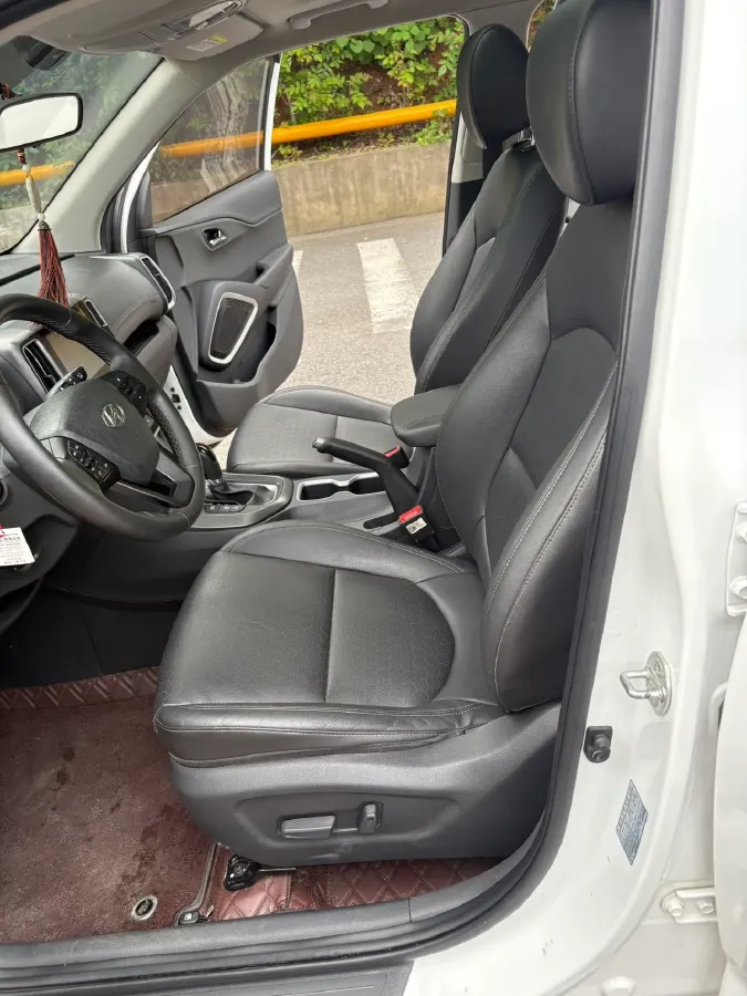 2018 Hyundai ix35 2.0L 160HP L4 6AT,autocango,china used car exporter,china ev exporter,chinese used car exporter,chinese used ev exporter