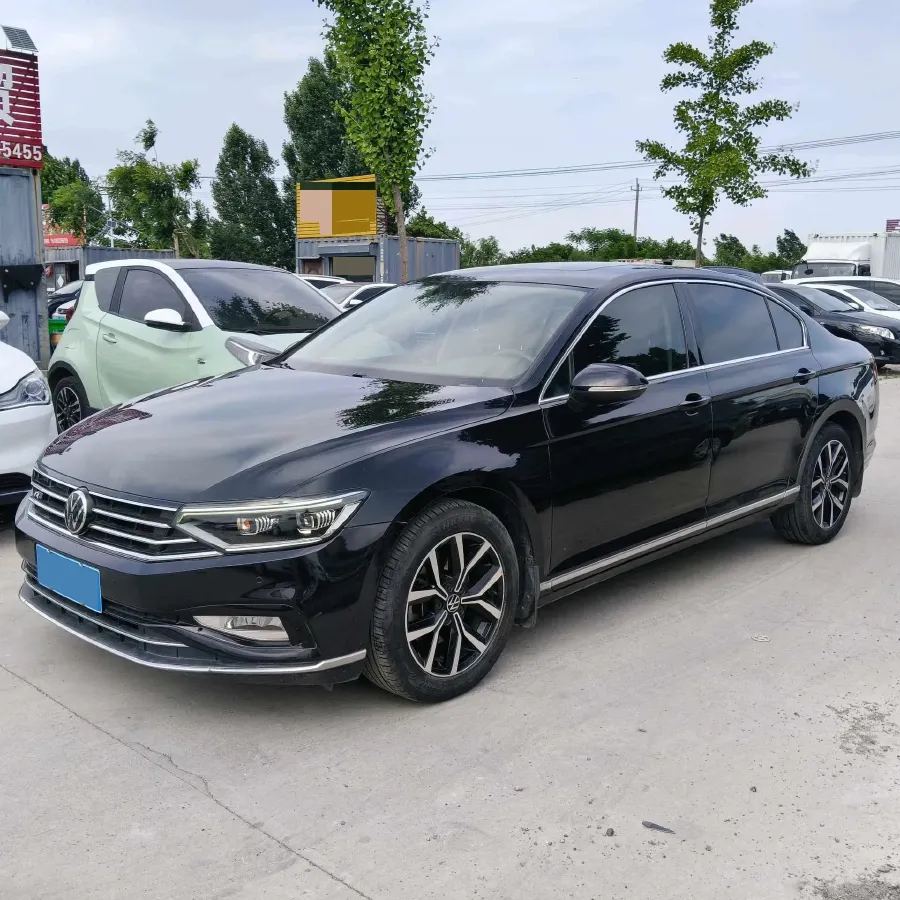 2020 Volkswagen Magotan 2.0T 186HP L4 7DCT,autocango,china used car exporter,china ev exporter,chinese used car exporter,chinese used ev exporter