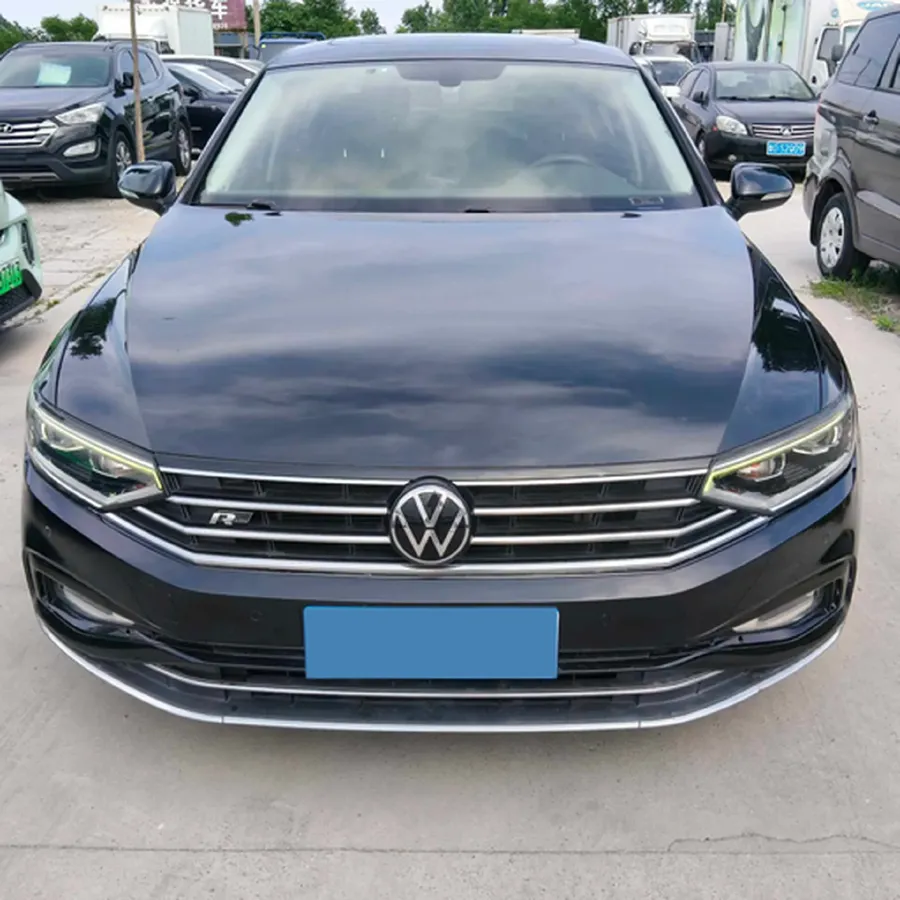 2020 Volkswagen Magotan 2.0T 186HP L4 7DCT,autocango,china used car exporter,china ev exporter,chinese used car exporter,chinese used ev exporter