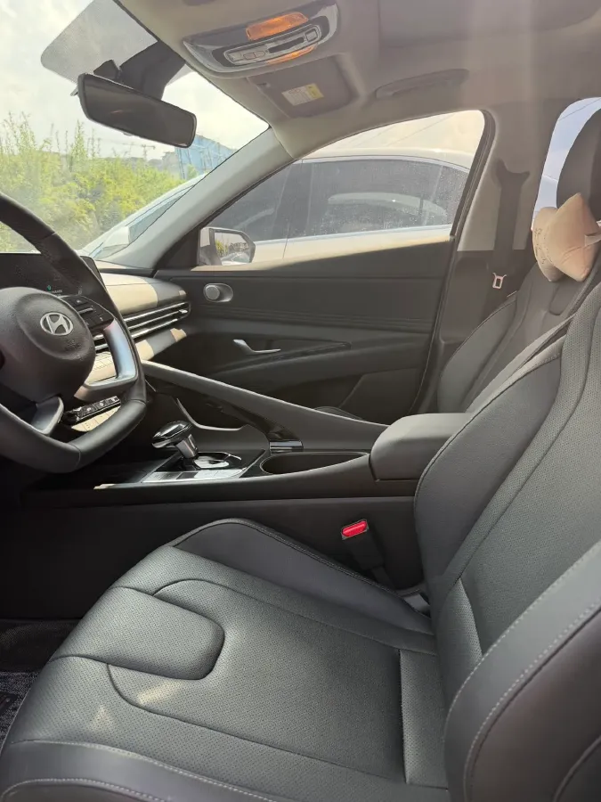 2023 Hyundai Elantra 1.5L 115HP L4 CVT,autocango,china used car exporter,china ev exporter,chinese used car exporter,chinese used ev exporter