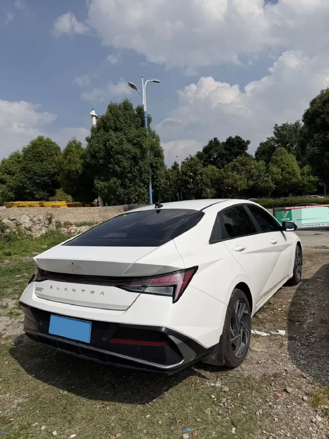 2023 Hyundai Elantra 1.5L 115HP L4 CVT,autocango,china used car exporter,china ev exporter,chinese used car exporter,chinese used ev exporter