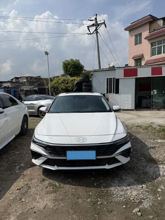 2023 Hyundai Elantra 1.5L 115HP L4 CVT,autocango,china used car exporter,china ev exporter,chinese used car exporter,chinese used ev exporter