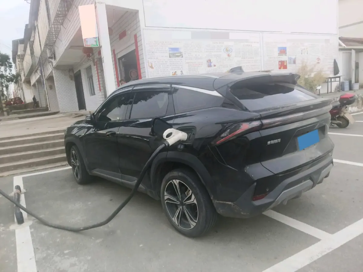 2023 Geely Galaxy L7 1.5T 163HP L4 3DHT PHEV 18.7KWH,autocango,china used car exporter,china ev exporter,chinese used car exporter,chinese used ev exporter