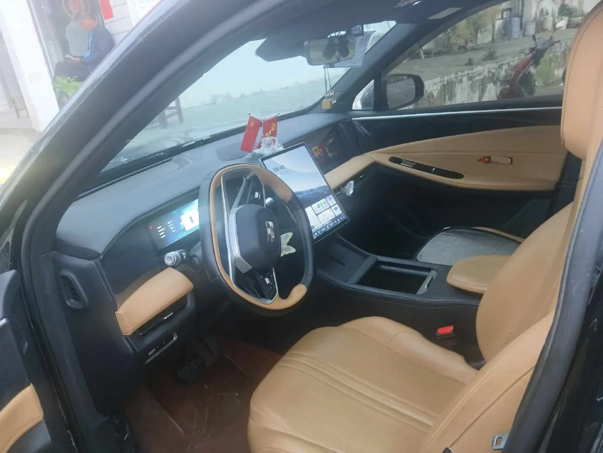 2023 Geely Galaxy L7 1.5T 163HP L4 3DHT PHEV 18.7KWH,autocango,china used car exporter,china ev exporter,chinese used car exporter,chinese used ev exporter