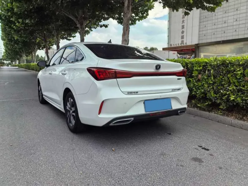 2023 ChangAn Eado 1.4T 160HP L4 7DCT,autocango,china used car exporter,china ev exporter,chinese used car exporter,chinese used ev exporter