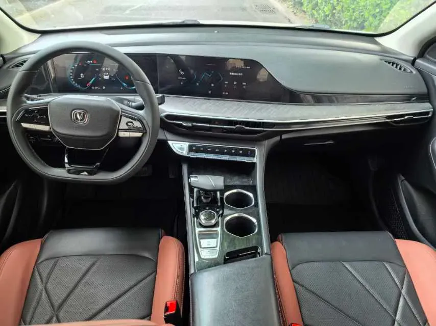2023 ChangAn Eado 1.4T 160HP L4 7DCT,autocango,china used car exporter,china ev exporter,chinese used car exporter,chinese used ev exporter