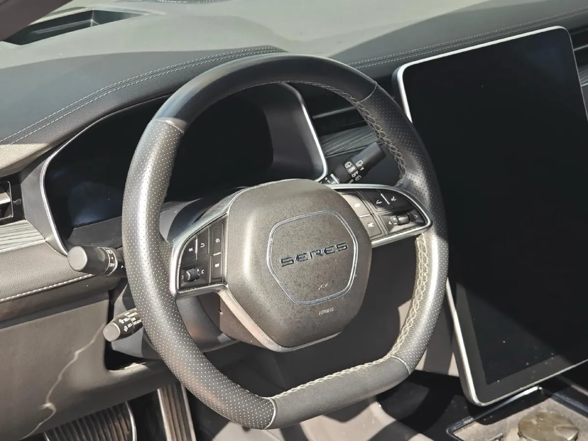 2020 SERES SF5 Range Extended 112HP REEV 35KWH,autocango,china used car exporter,china ev exporter,chinese used car exporter,chinese used ev exporter