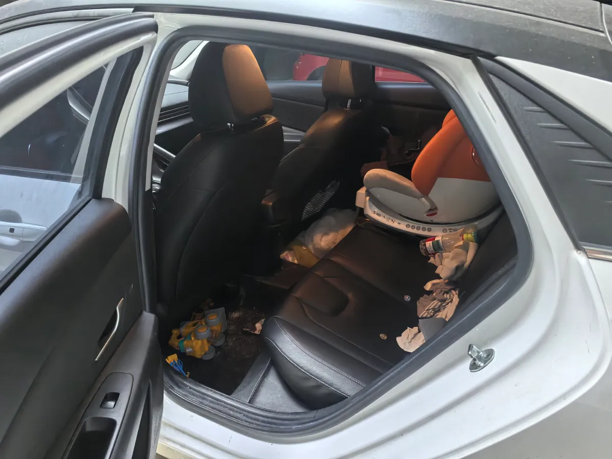 2021 Hyundai Elantra 1.5L 115HP L4 CVT,autocango,china used car exporter,china ev exporter,chinese used car exporter,chinese used ev exporter