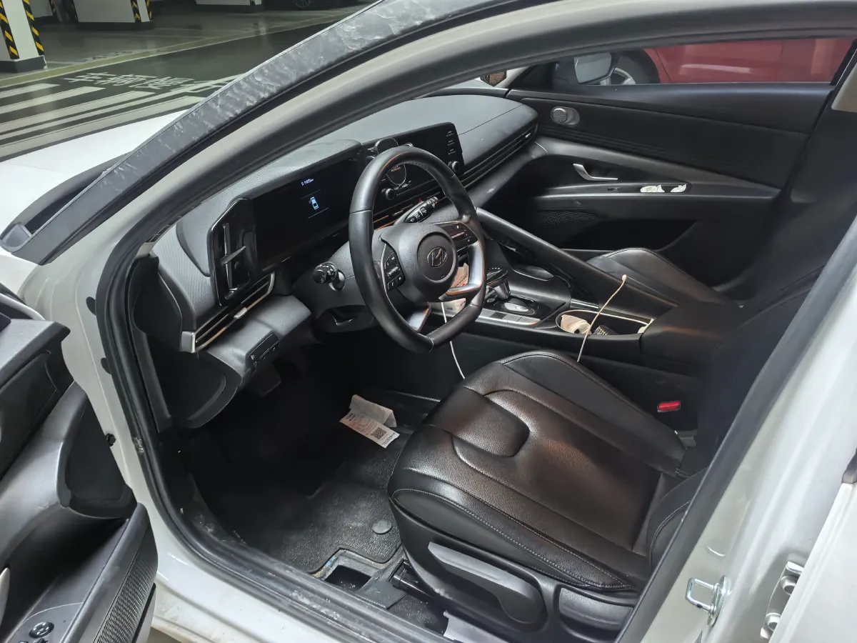 2021 Hyundai Elantra 1.5L 115HP L4 CVT,autocango,china used car exporter,china ev exporter,chinese used car exporter,chinese used ev exporter