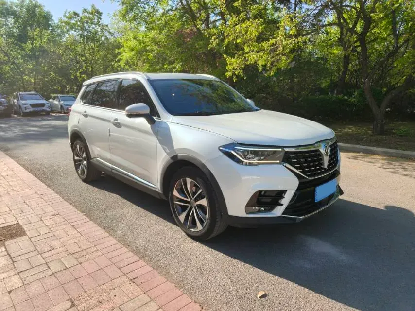 2018 Brilliance Auto V7 1.6T 204HP L4 7DCT,autocango,china used car exporter,china ev exporter,chinese used car exporter,chinese used ev exporter