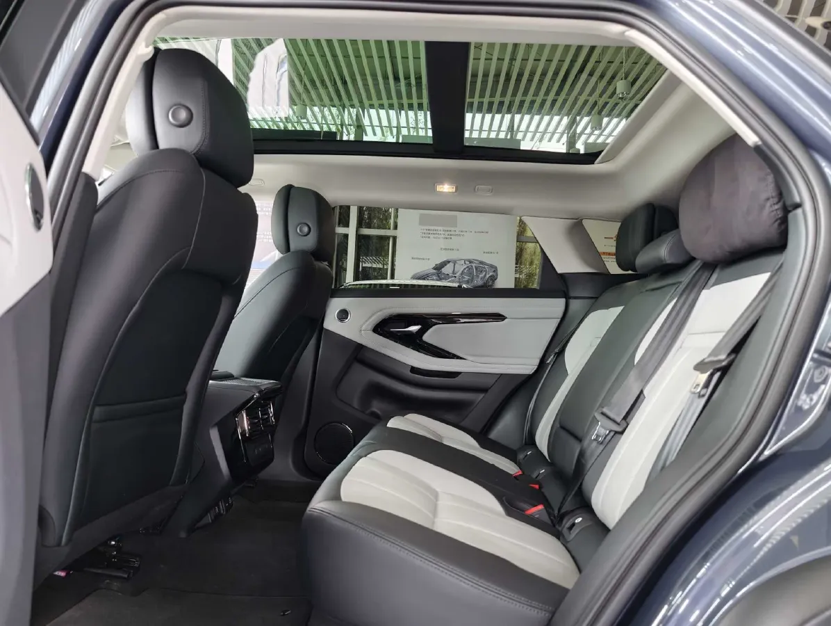 2024 Land Rover Range Rover Evoque 2.0T 249HP L4 9AT,autocango,china used car exporter,china ev exporter,chinese used car exporter,chinese used ev exporter