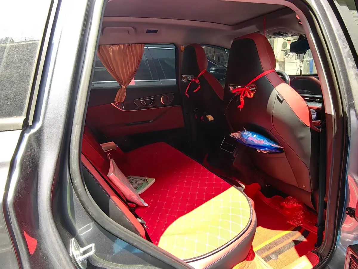 2023 Chery Tiggo 7 Plus 1.6T 197HP L4 7DCT,autocango,china used car exporter,china ev exporter,chinese used car exporter,chinese used ev exporter