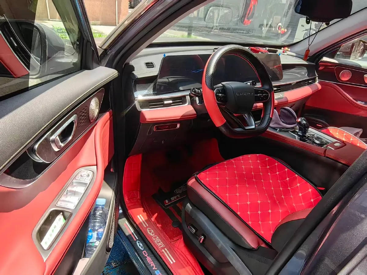 2023 Chery Tiggo 7 Plus 1.6T 197HP L4 7DCT,autocango,china used car exporter,china ev exporter,chinese used car exporter,chinese used ev exporter