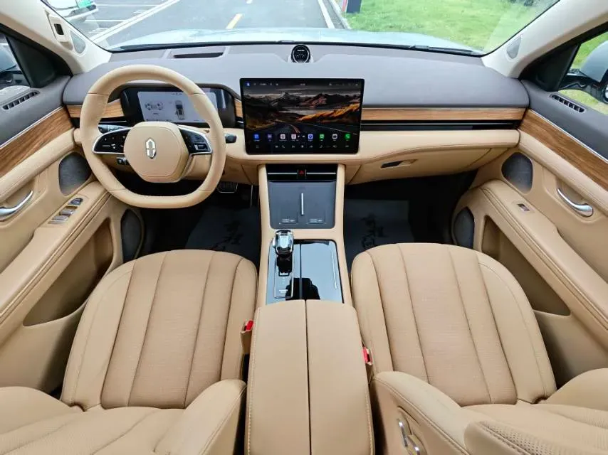 2024 AITO AITO M7 1.5T 152HP L4 REEV 42KWH,autocango,china used car exporter,china ev exporter,chinese used car exporter,chinese used ev exporter