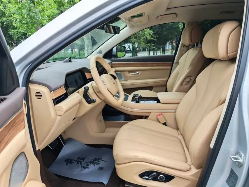 2024 AITO AITO M7 1.5T 152HP L4 REEV 42KWH,autocango,china used car exporter,china ev exporter,chinese used car exporter,chinese used ev exporter