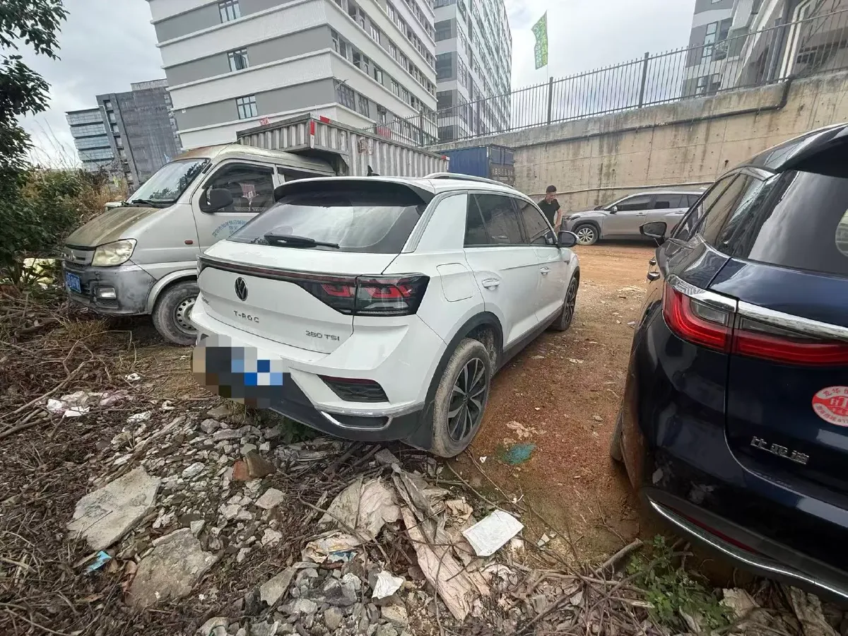 2024 Volkswagen T-Roc 1.4T 150HP L4 7DCT,autocango,china used car exporter,china ev exporter,chinese used car exporter,chinese used ev exporter