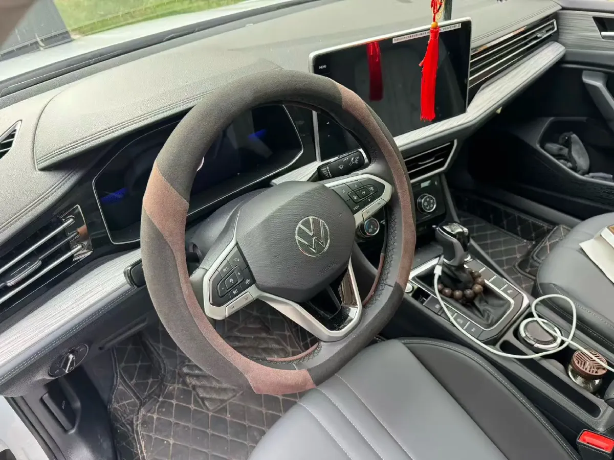 2025 Volkswagen Sagitar 1.5T 160HP L4 7DCT,autocango,china used car exporter,china ev exporter,chinese used car exporter,chinese used ev exporter