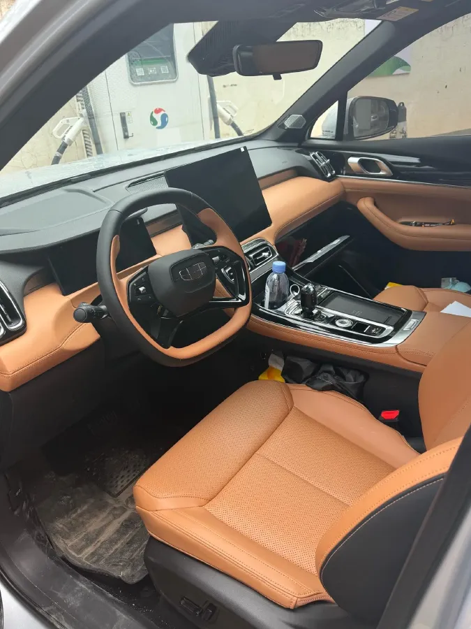 2025 Geely StarRay 1.5T 181HP L4 7DCT,autocango,china used car exporter,china ev exporter,chinese used car exporter,chinese used ev exporter