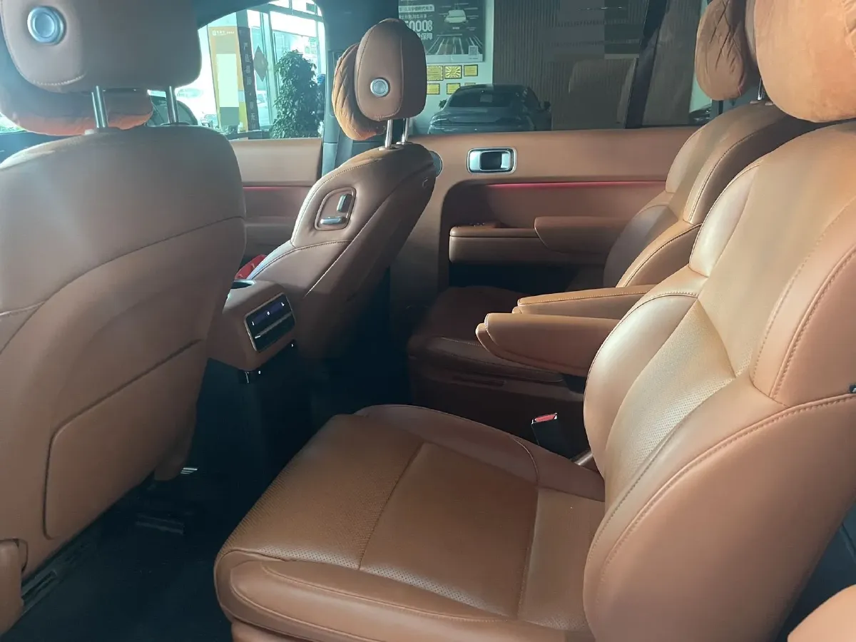 2023 Li L9 Range Extended 154HP REEV 42.6KWH,autocango,china used car exporter,china ev exporter,chinese used car exporter,chinese used ev exporter