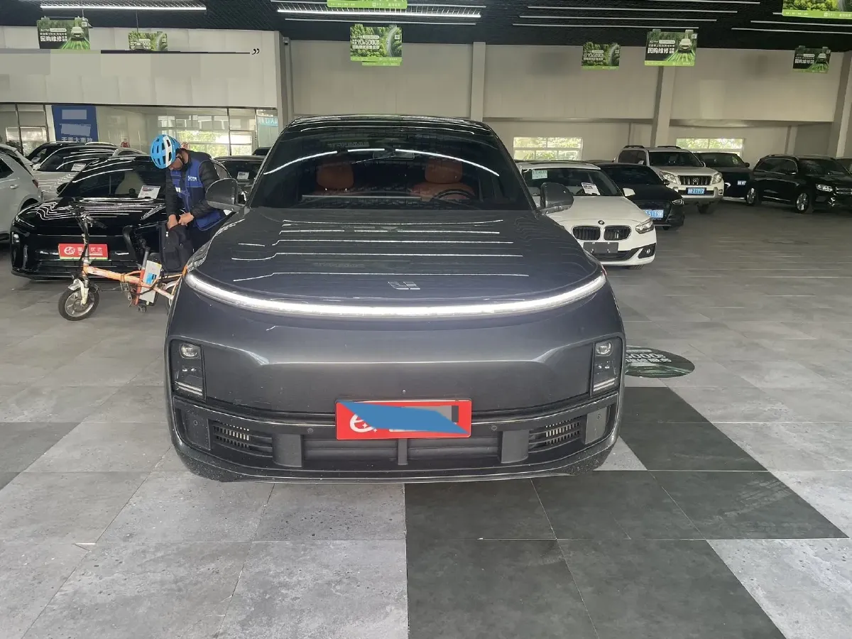 2023 Li L9 Range Extended 154HP REEV 42.6KWH,autocango,china used car exporter,china ev exporter,chinese used car exporter,chinese used ev exporter