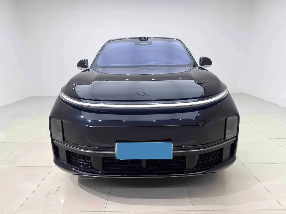 2025 Li L7 Range Extended 154HP REEV,autocango,china used car exporter,china ev exporter,chinese used car exporter,chinese used ev exporter