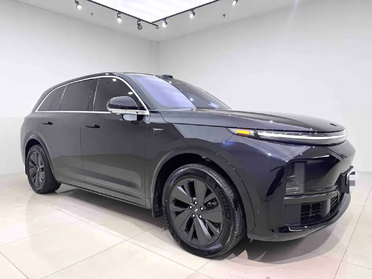 2025 Li L7 Range Extended 154HP REEV,autocango,china used car exporter,china ev exporter,chinese used car exporter,chinese used ev exporter