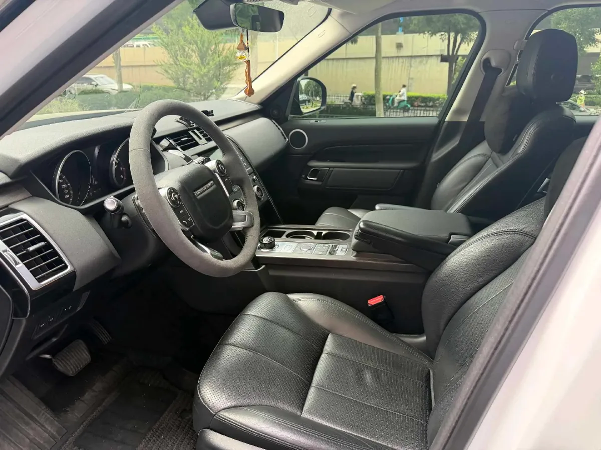 2017 Land Rover Discovery 3.0T 340HP V6 8AT,autocango,china used car exporter,china ev exporter,chinese used car exporter,chinese used ev exporter