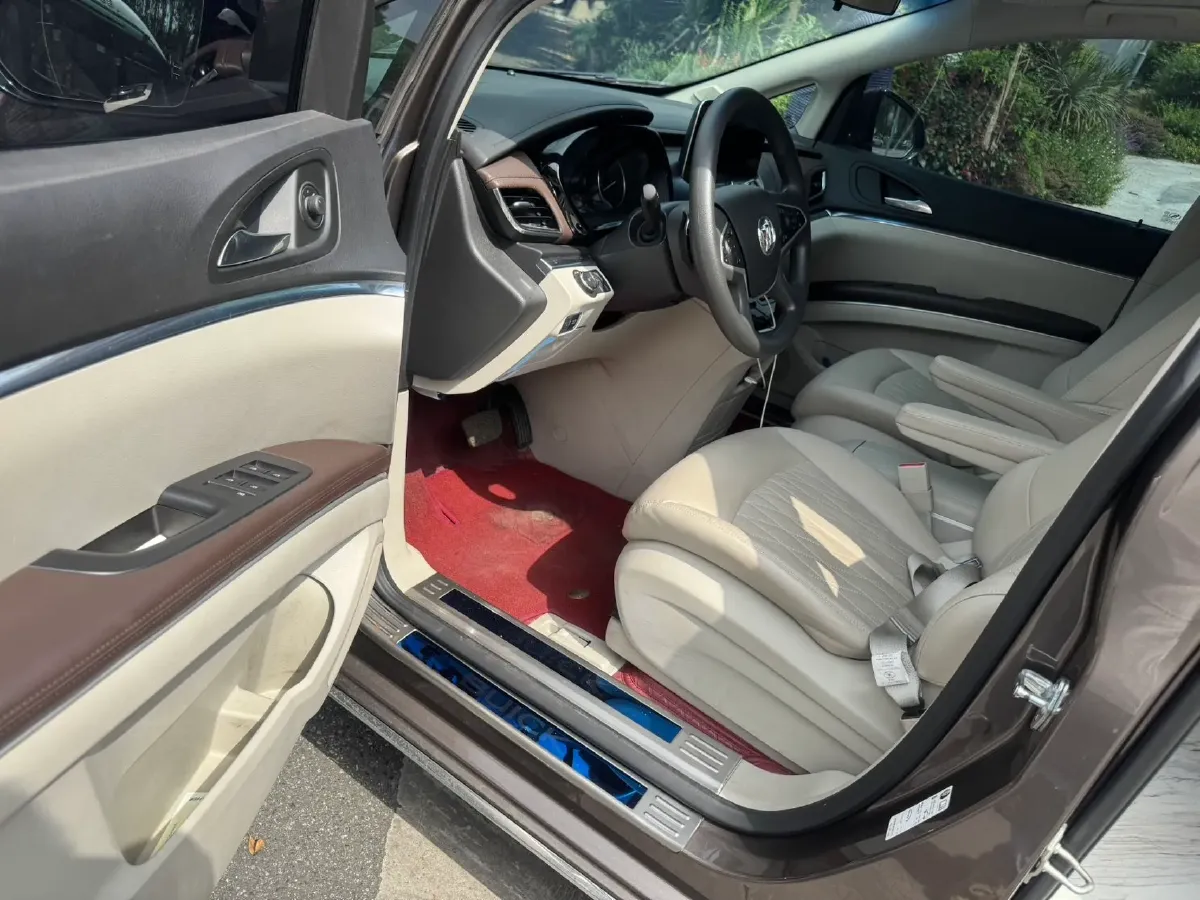 2023 Buick GL8 2.0T 237HP L4 9AT,autocango,china used car exporter,china ev exporter,chinese used car exporter,chinese used ev exporter