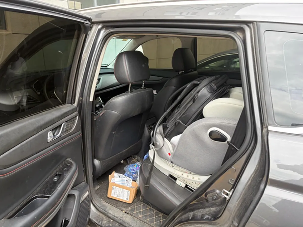 2021 ChangAn CS75 1.5T 178HP L4 7DCT,autocango,china used car exporter,china ev exporter,chinese used car exporter,chinese used ev exporter