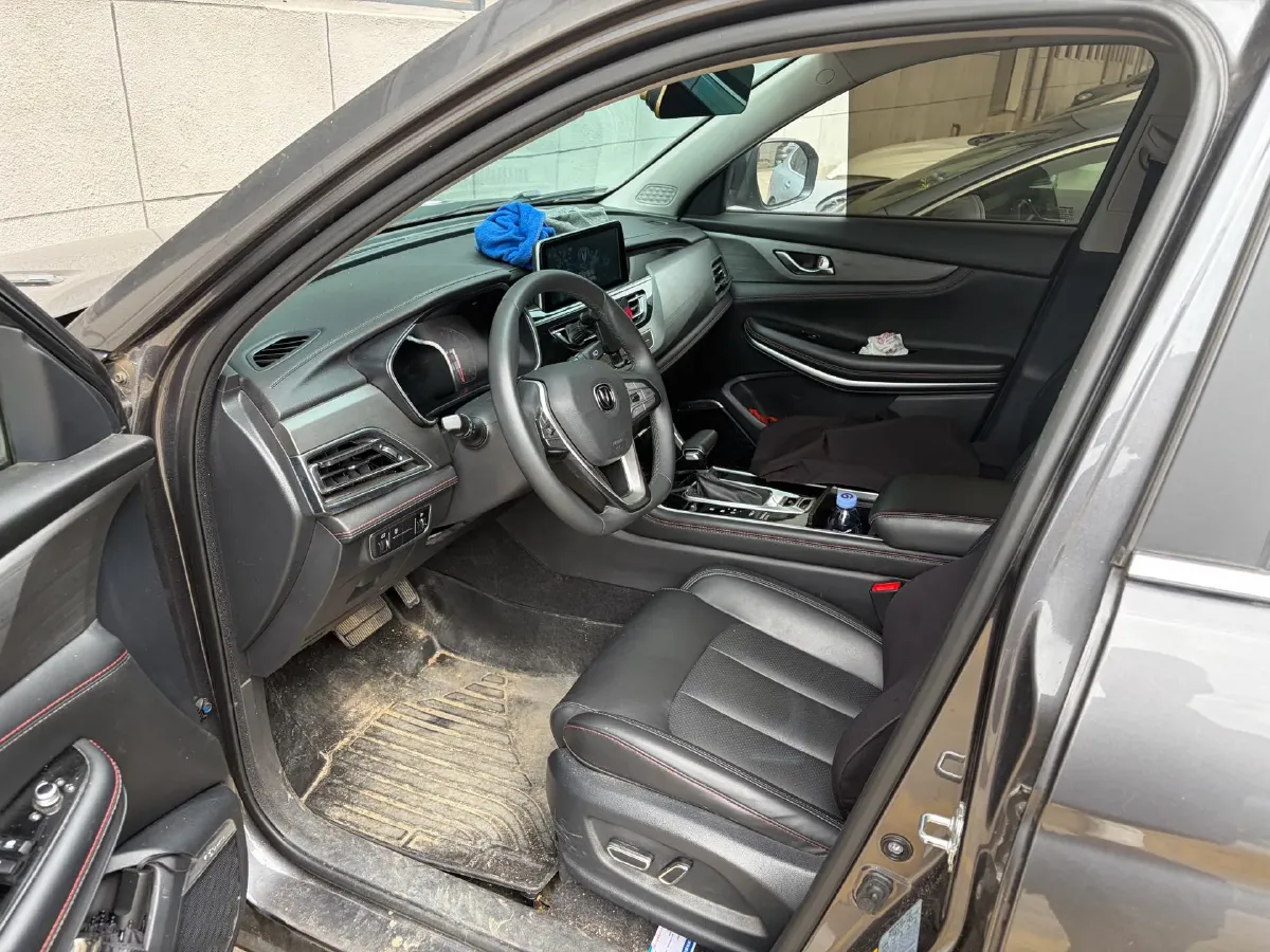 2021 ChangAn CS75 1.5T 178HP L4 7DCT,autocango,china used car exporter,china ev exporter,chinese used car exporter,chinese used ev exporter
