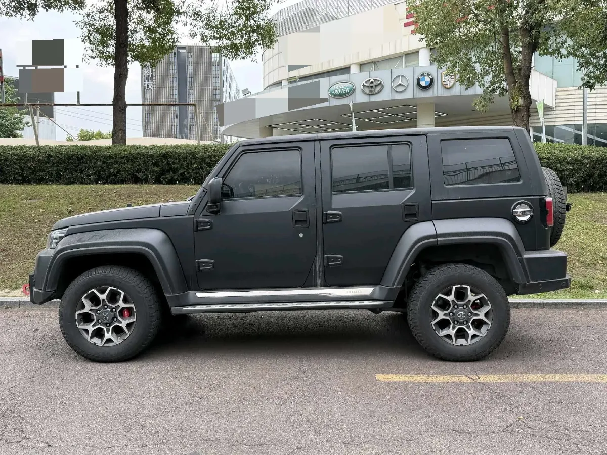 2018 Beijing BJ40 2.3T 250HP L4 6AT,autocango,china used car exporter,china ev exporter,chinese used car exporter,chinese used ev exporter