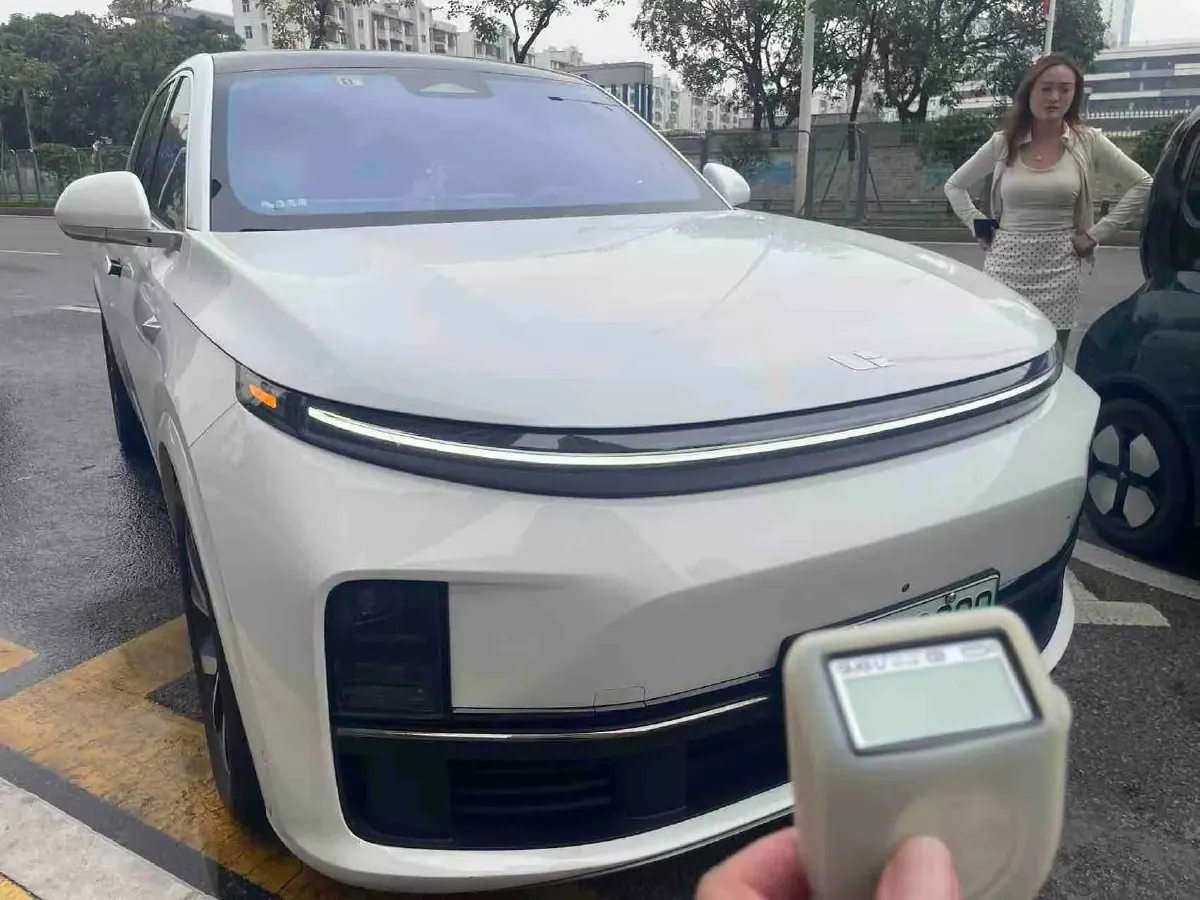 2023 Li L7 Range Extended 154HP REEV 40.9KWH,autocango,china used car exporter,china ev exporter,chinese used car exporter,chinese used ev exporter