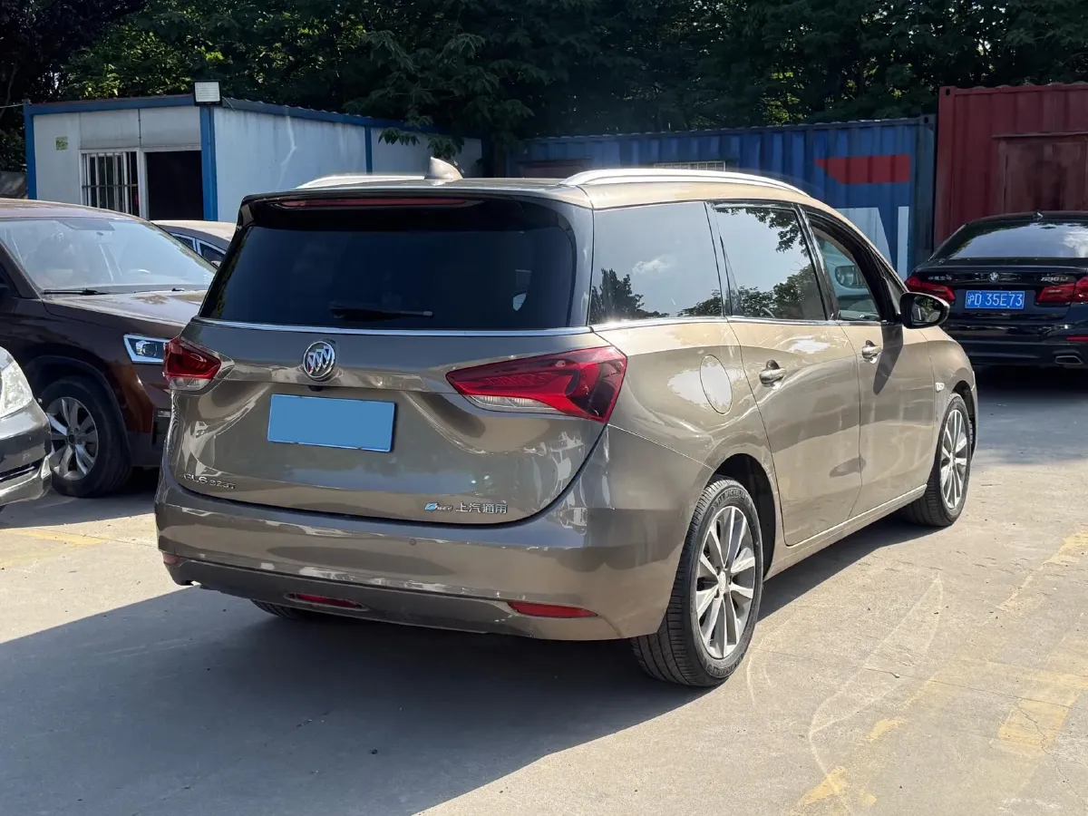 2021 Buick GL6 1.3T 163HP L3 6AT,autocango,china used car exporter,china ev exporter,chinese used car exporter,chinese used ev exporter
