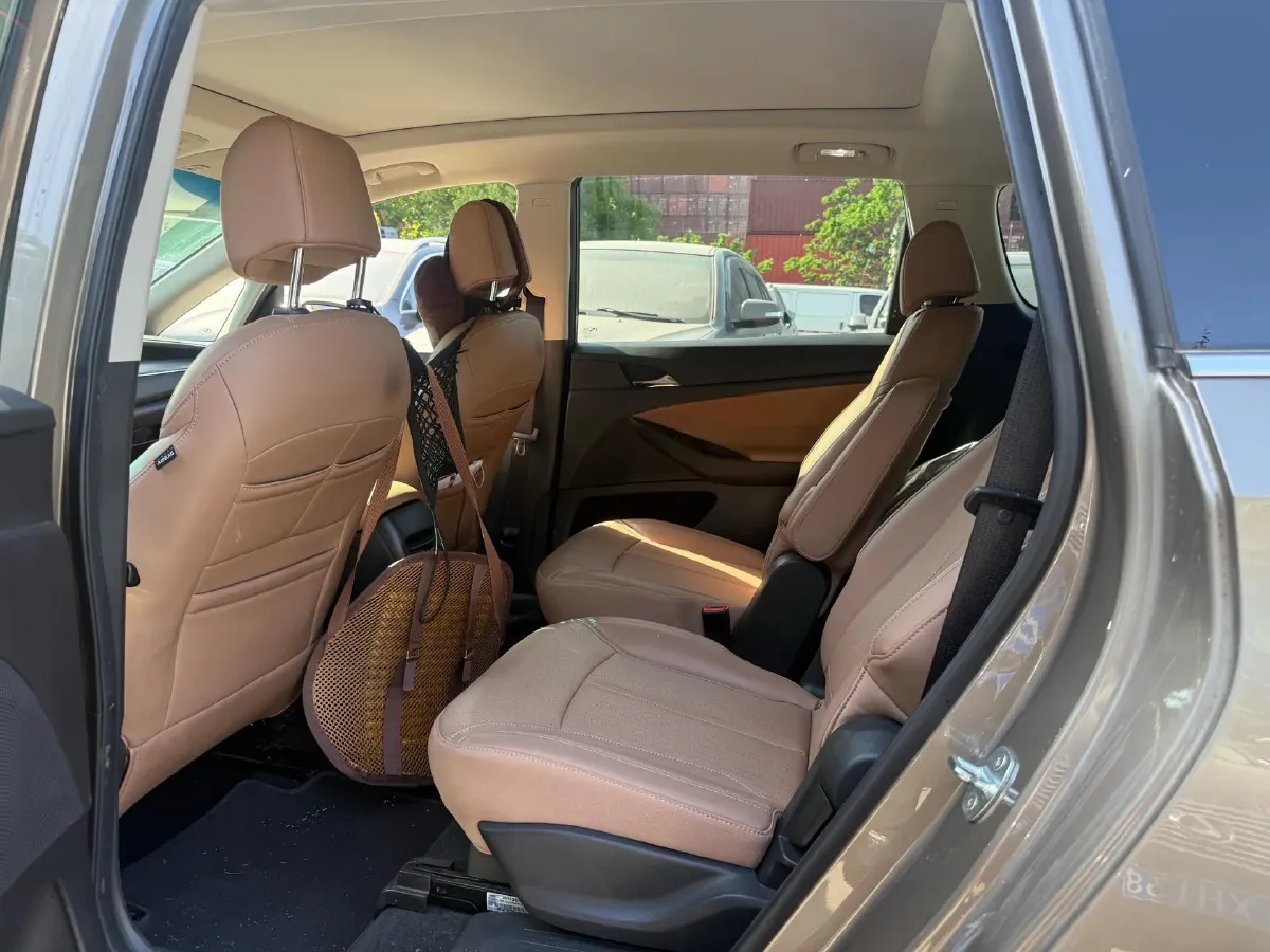 2021 Buick GL6 1.3T 163HP L3 6AT,autocango,china used car exporter,china ev exporter,chinese used car exporter,chinese used ev exporter
