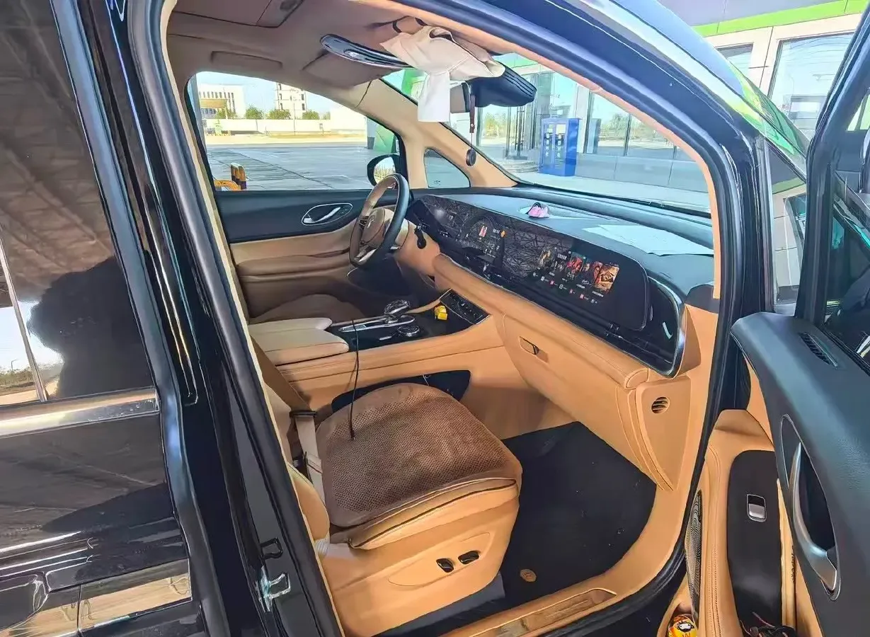 2024 Voyah FREE 1.5T 150HP L4 REEV 39.2KWH,autocango,china used car exporter,china ev exporter,chinese used car exporter,chinese used ev exporter