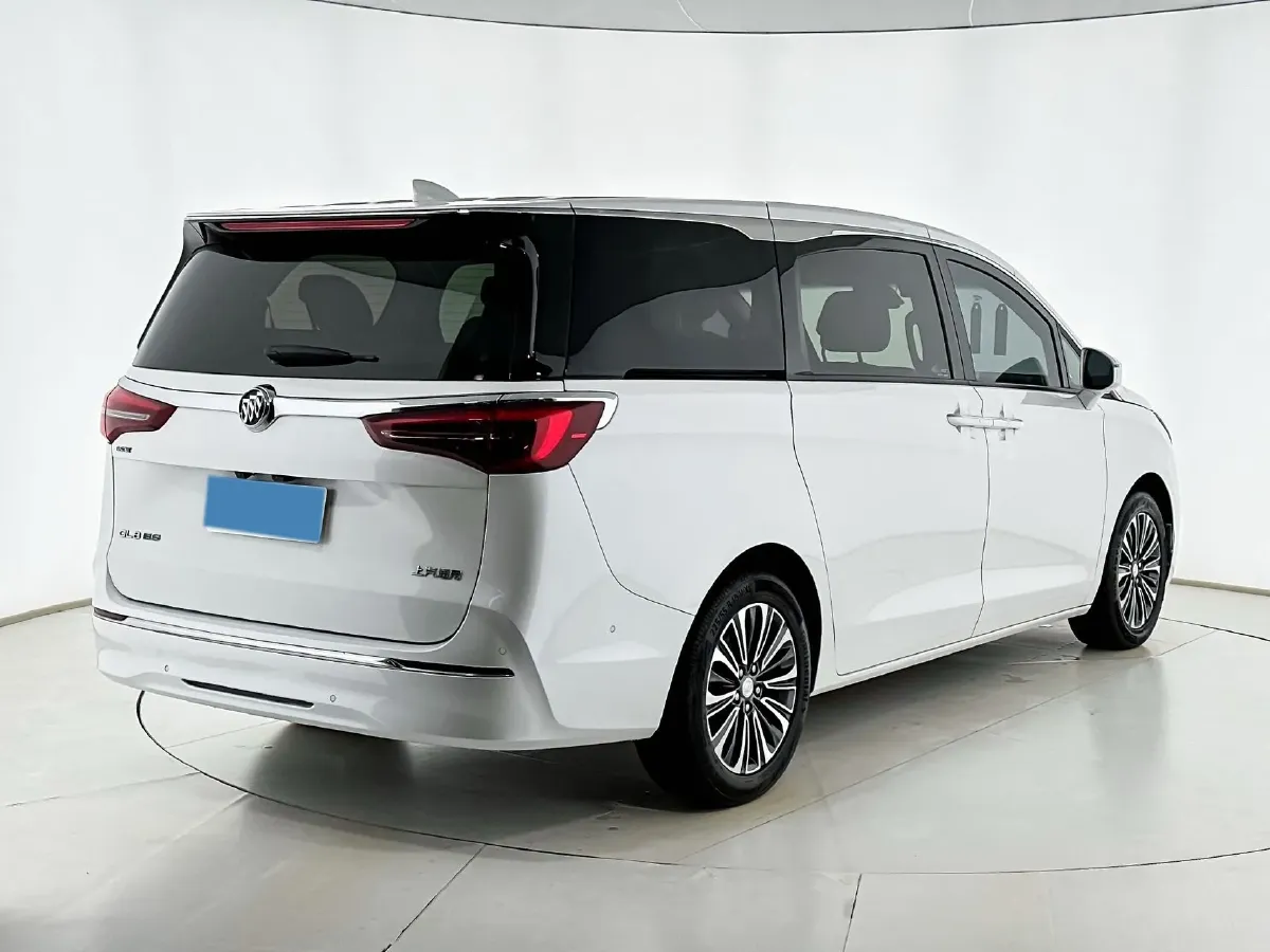 2022 Buick GL8 2.0T 237HP L4 9AT,autocango,china used car exporter,china ev exporter,chinese used car exporter,chinese used ev exporter